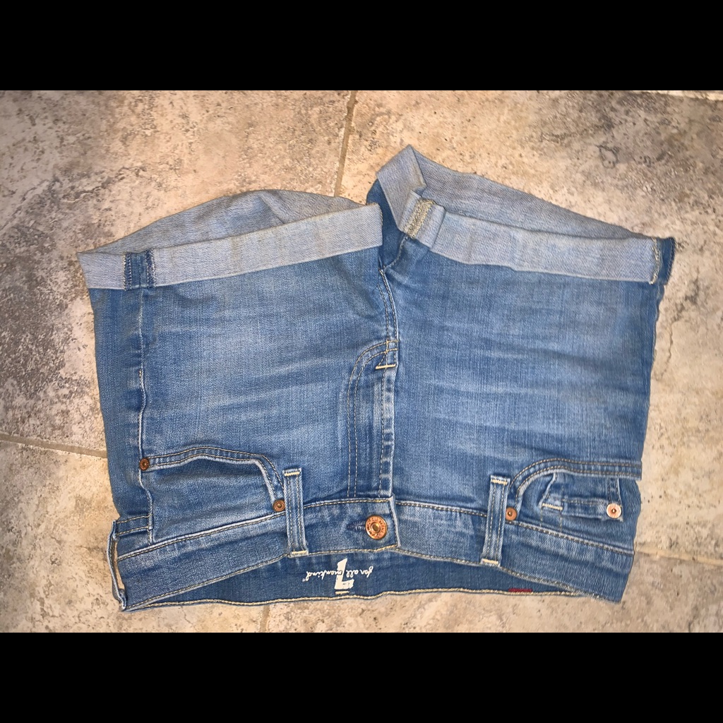 Cuffed Demim Shorts